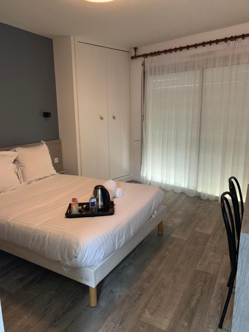 Hotel Au Relais Des Lilas Parthenay Luaran gambar